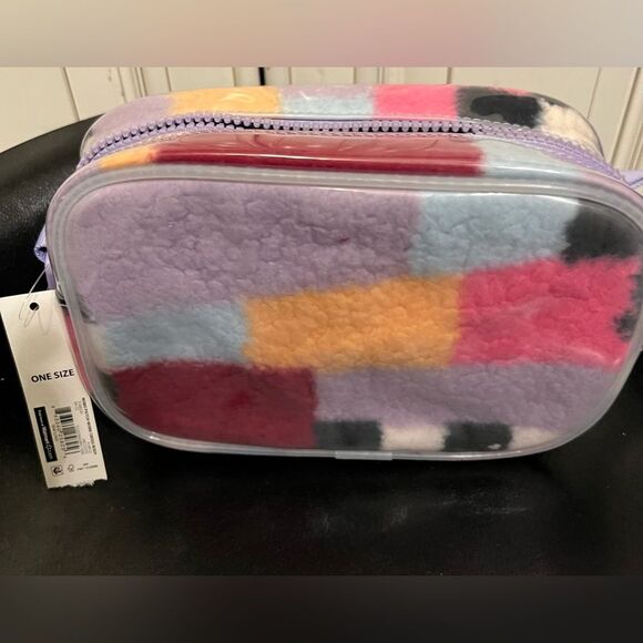 No Boundaries Crossbody Multi color bag - Picture 4 of 7